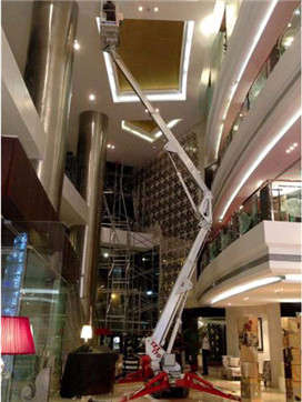 蜘蛛车1.jpg蜘蛛车|高空作业平台|高空作业车：蜘蛛车购物商场最佳高空作业解决机械设备